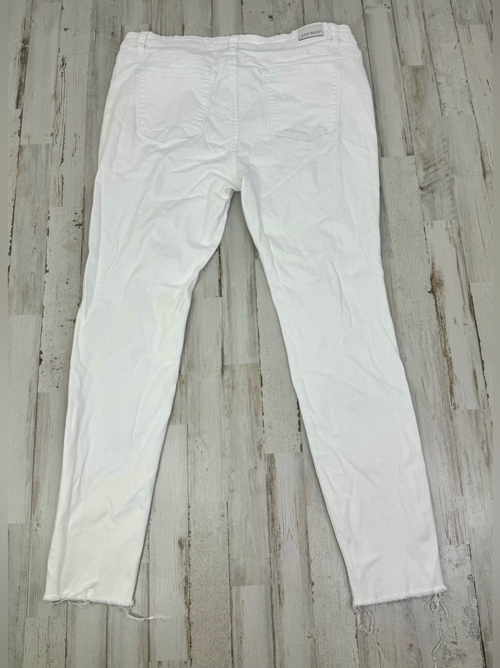 Judy Blue Jeans Womens 15/32 White Mid Rise Skinny Fit Stretchy Waist - Picture 10 of 12